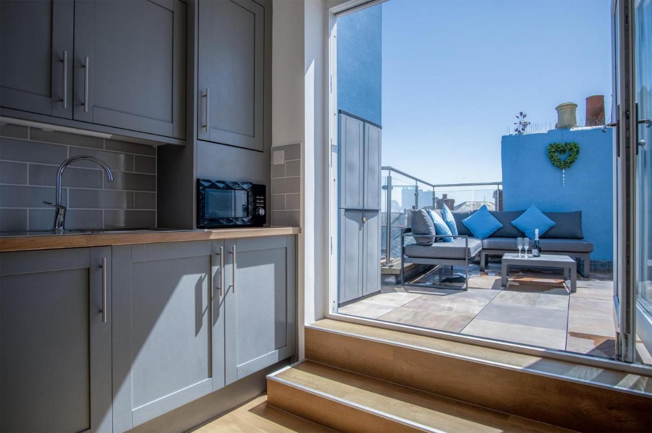 Ramsey Apartment - 2 Bedroom Apartment - Tenby Esterno foto