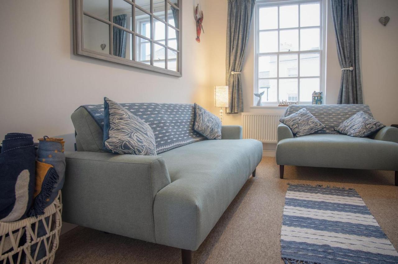 Ramsey Apartment - 2 Bedroom Apartment - Tenby Esterno foto