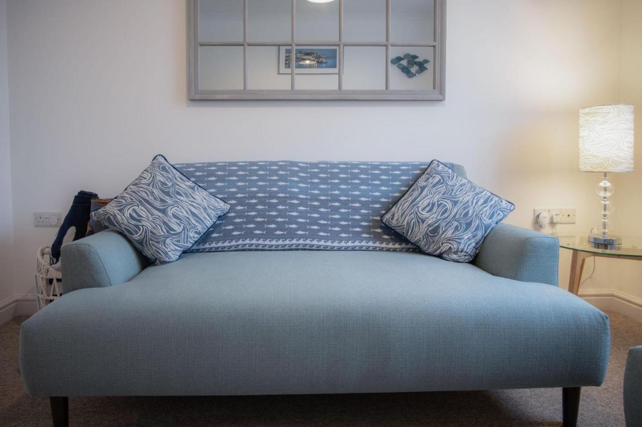 Ramsey Apartment - 2 Bedroom Apartment - Tenby Esterno foto
